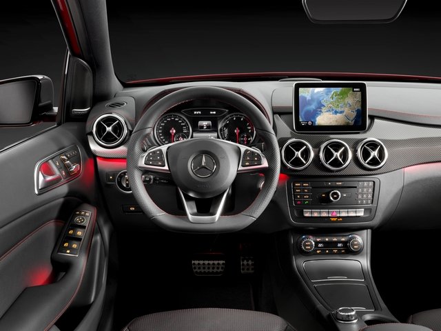 interior-Mercedes Benz_Classe_B_fleetmagazine_pt